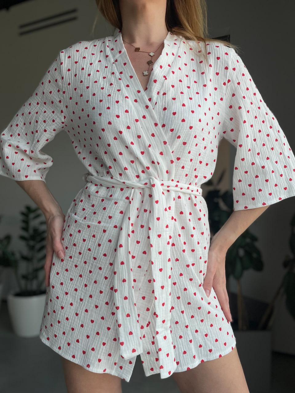 Халат женский Сердца короткий муслиновый M Красный (2646948074) - фото 5 Халат женский Сердца короткий муслиновый M Красный (2646948074) - фото 5