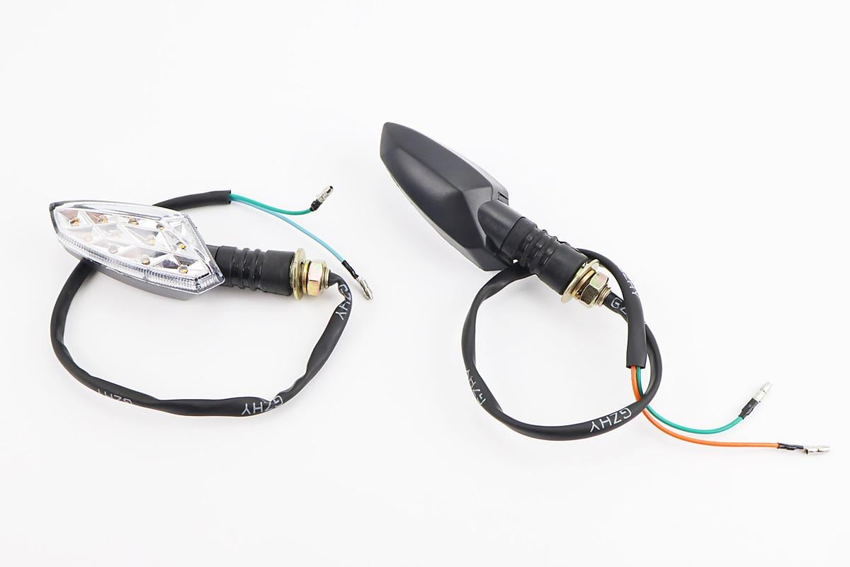 Повороти передні правий лівий до мотоцикла Viper-Zongshen ZS200A-3 LED різьба 10 мм 104x32 мм (210273)