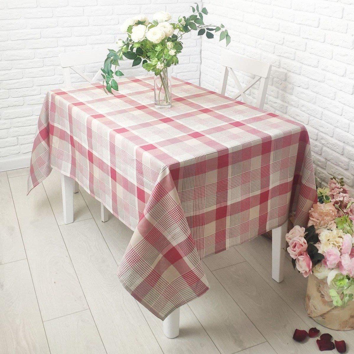 Скатертина Biltex Клітка 140x200 (141326)