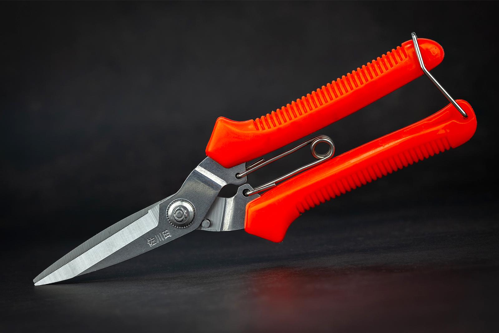 Секатор-ножиці садові Sagawata з нержавіючої сталі 190 мм (907) - фото 4 Секатор-ножиці садові Sagawata з нержавіючої сталі 190 мм (907) - фото 4