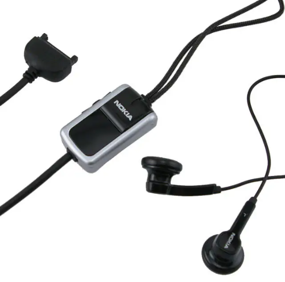 Наушники Гарнитура Nokia HS-23 Stereo Headset проприетарный разъем Pop-port Черный (KG-8470)