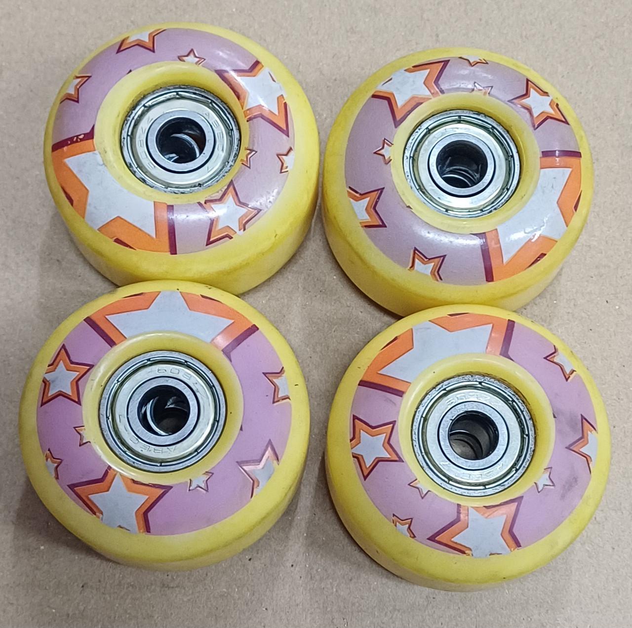 Колеса для скейтборду 4 шт. Різкольоровий Колеса для скейтборду 4 шт. Різкольоровий