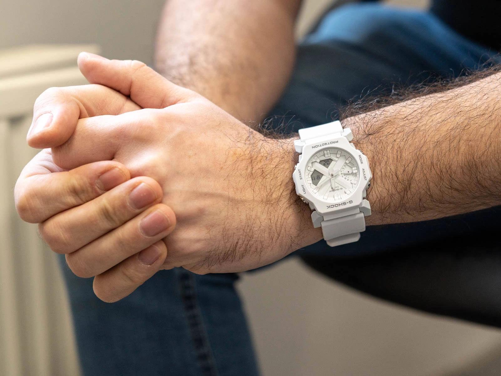 Часы Casio G-SHOCK GA-2300-7AER (8529) - фото 4