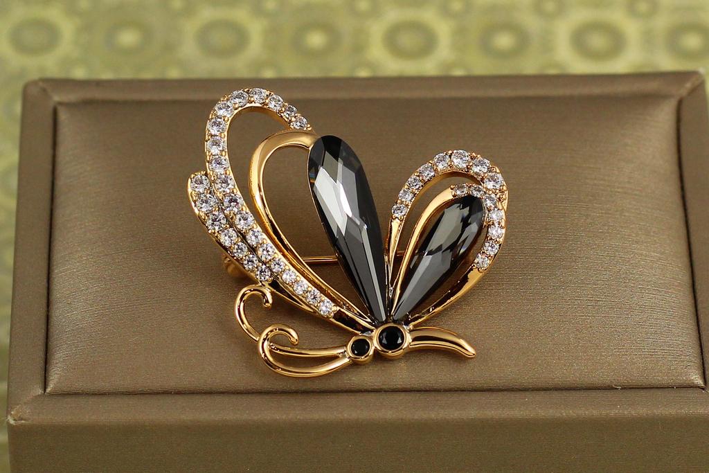 Брошь Xuping Jewelry бабочка с черным камнем Сваровски Золотистый (34204807)