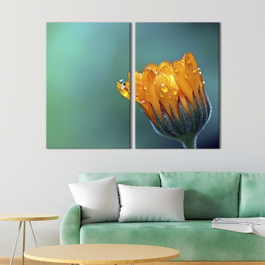 Картина на холсте Красивый бутон календулы 165x122 см (895-2)