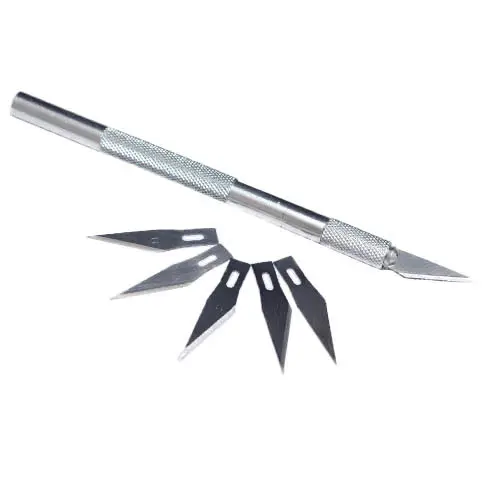 Нож макетный Axent металлический с сменными лезвиями 5 шт. (А000041) - фото 3 Нож макетный Axent металлический с сменными лезвиями 5 шт. (А000041) - фото 3