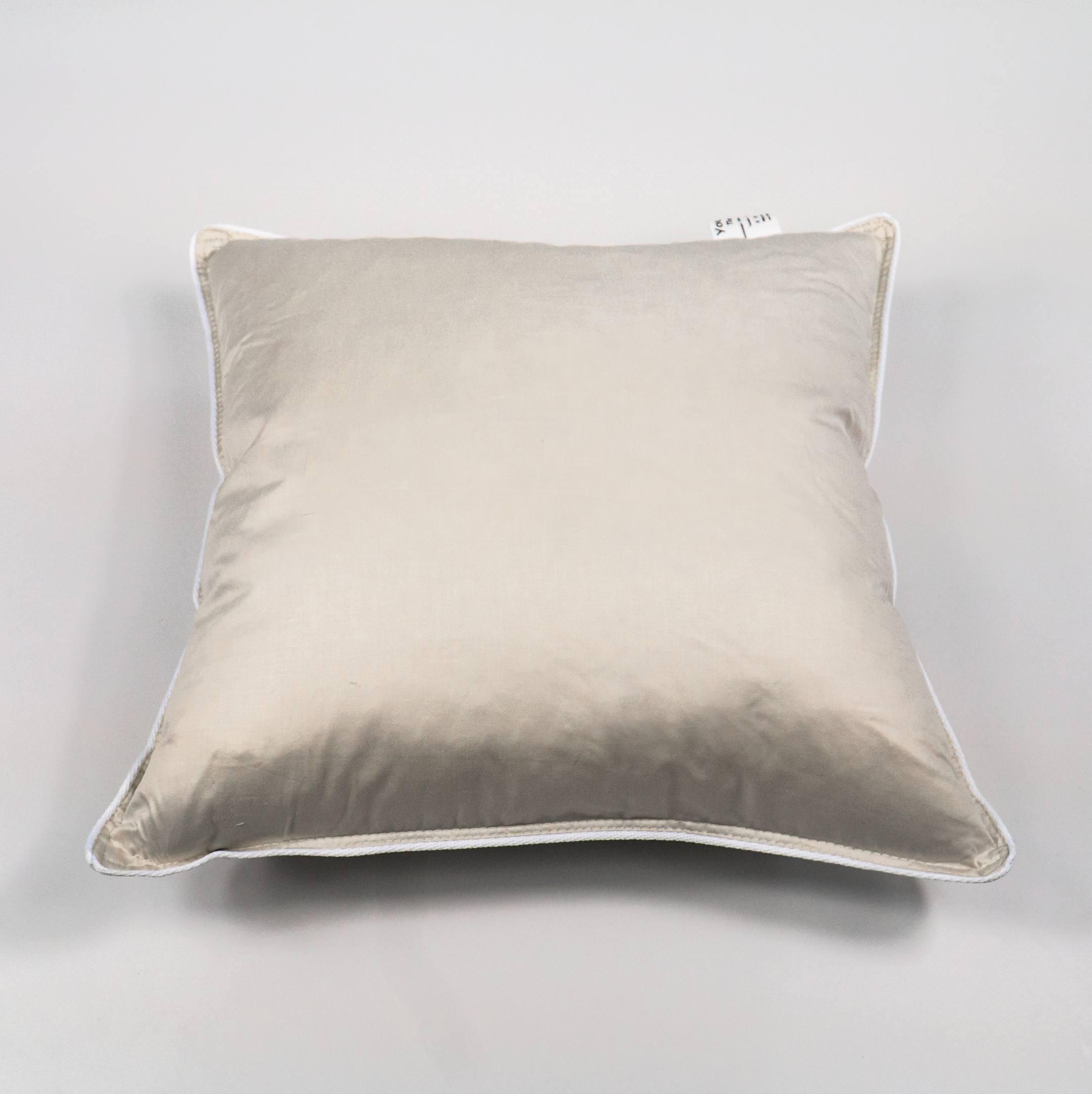 Подушка пуховая YouStar Сатин 40x40 см Бежевый (psat-40x40-p50-beig)