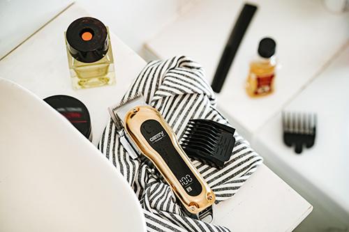 Машинка для стрижки волос Camry CR 2844 LED с насадками Gold (9ecd3890) - фото 12 Машинка для стрижки волос Camry CR 2844 LED с насадками Gold (9ecd3890) - фото 12