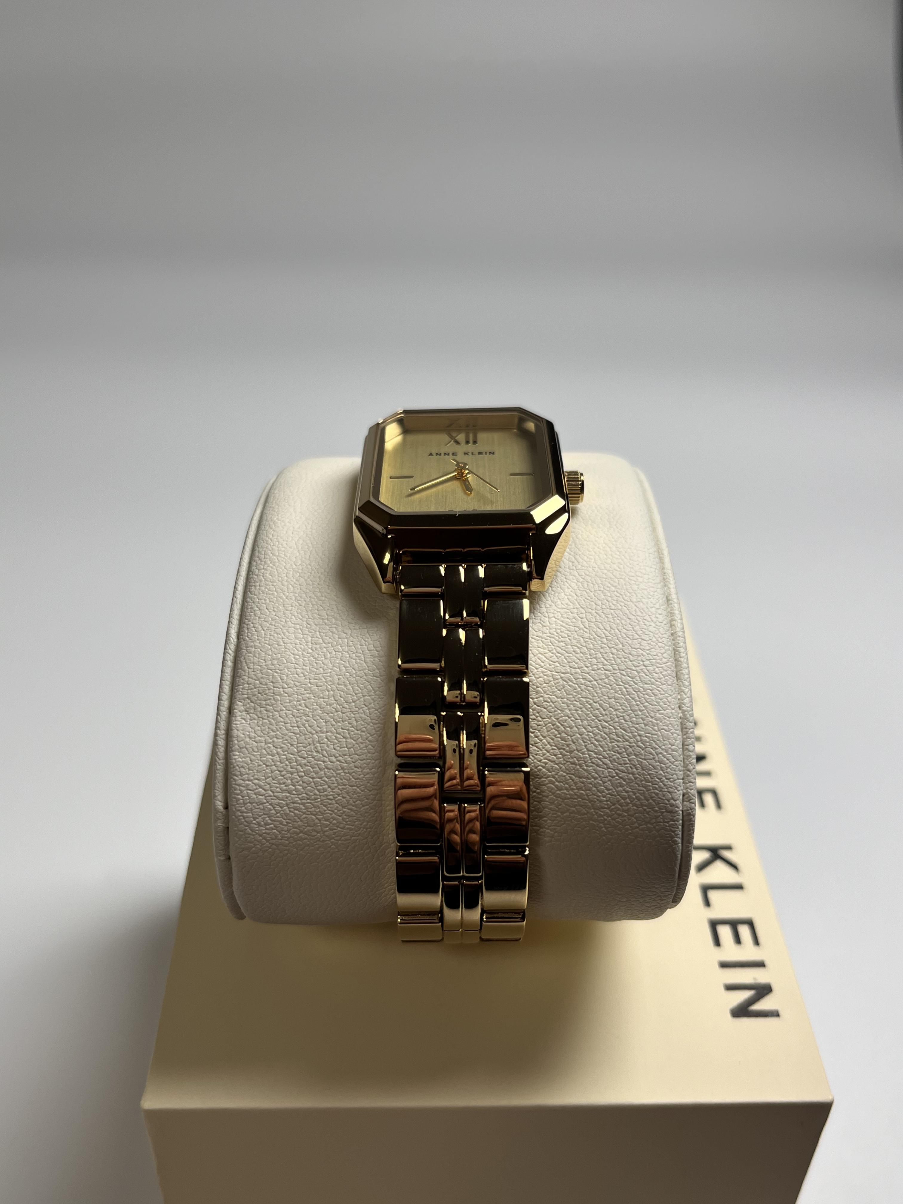 Часы женские наручные Anne Klein AK/3774CHGB Золотистые (14125769) - фото 6 Часы женские наручные Anne Klein AK/3774CHGB Золотистые (14125769) - фото 6