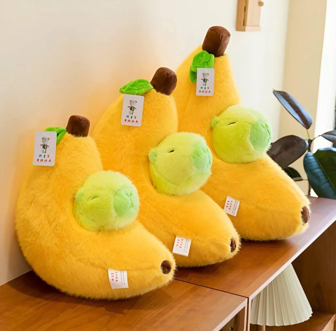 Мягкая игрушка объятия Капибара с бананом 32 см Зеленый (2601015257) - фото 3 Мягкая игрушка объятия Капибара с бананом 32 см Зеленый (2601015257) - фото 3