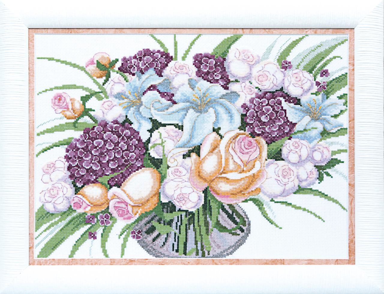 Набор для вышивания крестом Crystal Art Нежный гортензии (ВТ-117)