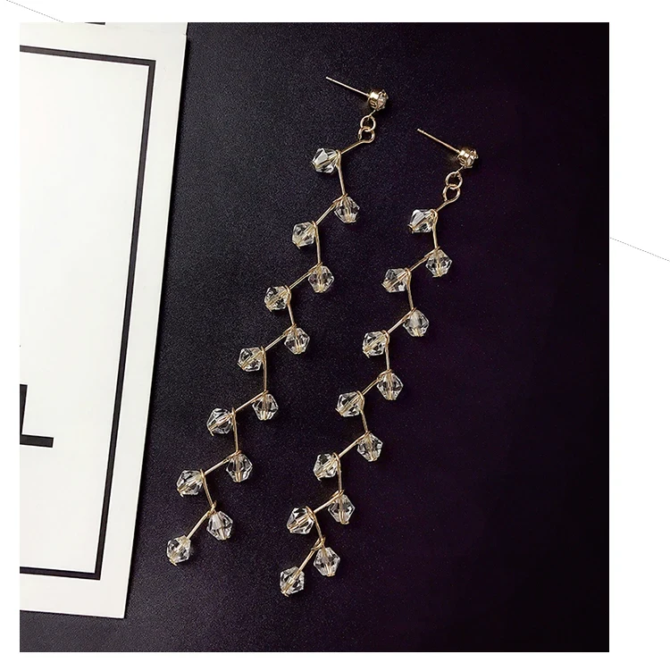 Сережки кісточки у вигляді виноградного грона з білими кристалами (1411103220)