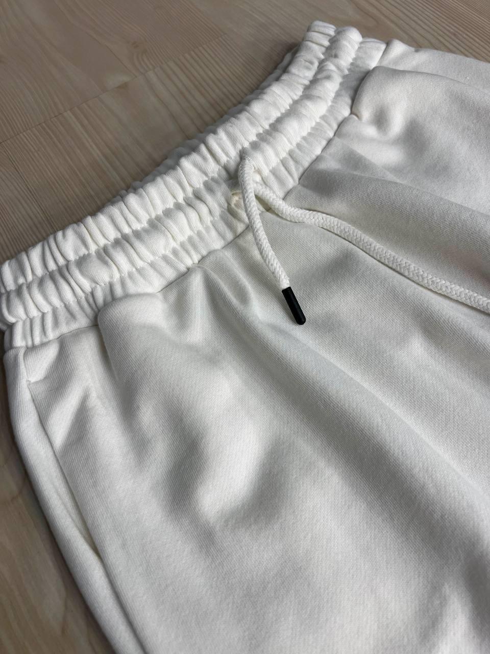 Костюм женский Quzen 470-471 свитшот и джогеры на резинке оверсайз M Белый (27082970) - фото 5 Костюм женский Quzen 470-471 свитшот и джогеры на резинке оверсайз M Белый (27082970) - фото 5