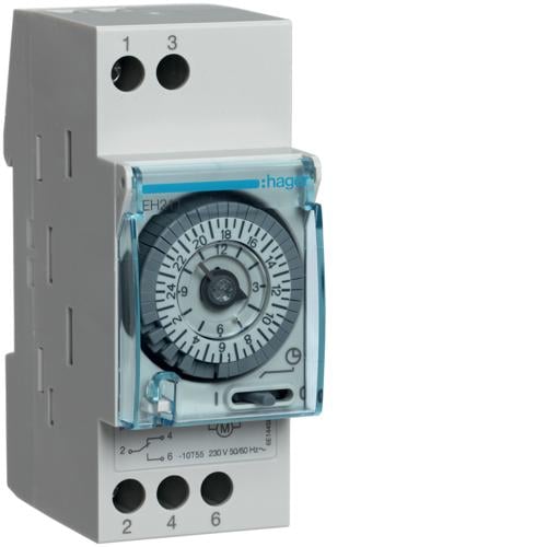 Таймер Hager аналоговый суточный 230В/16А EH211