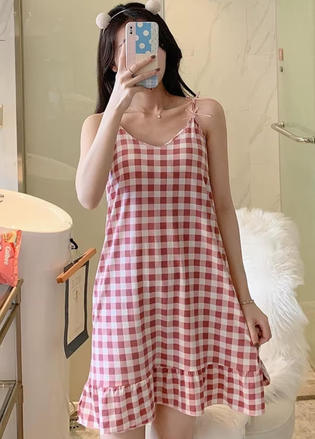 Ночная рубашка женская Colorful Home Style с подкладкой на груди M Красный (1678-44-02) - фото 1 Ночная рубашка женская Colorful Home Style с подкладкой на груди M Красный (1678-44-02) - фото 1