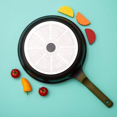 Литая сковорода с индукционным дном well done WD-1046E с покрытием Double Go Stone 26 см. - фото 6 Литая сковорода с индукционным дном well done WD-1046E с покрытием Double Go Stone 26 см. - фото 6