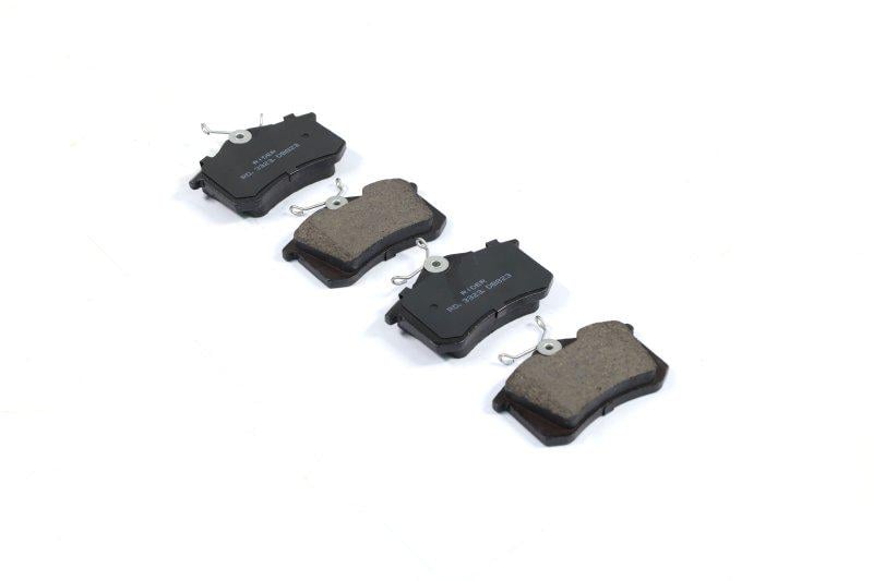 Тормозные колодки дисковые Rider для Volkswagen Passat Golf 2 3 Peugeot 405 задние (RD.3323.DB823)