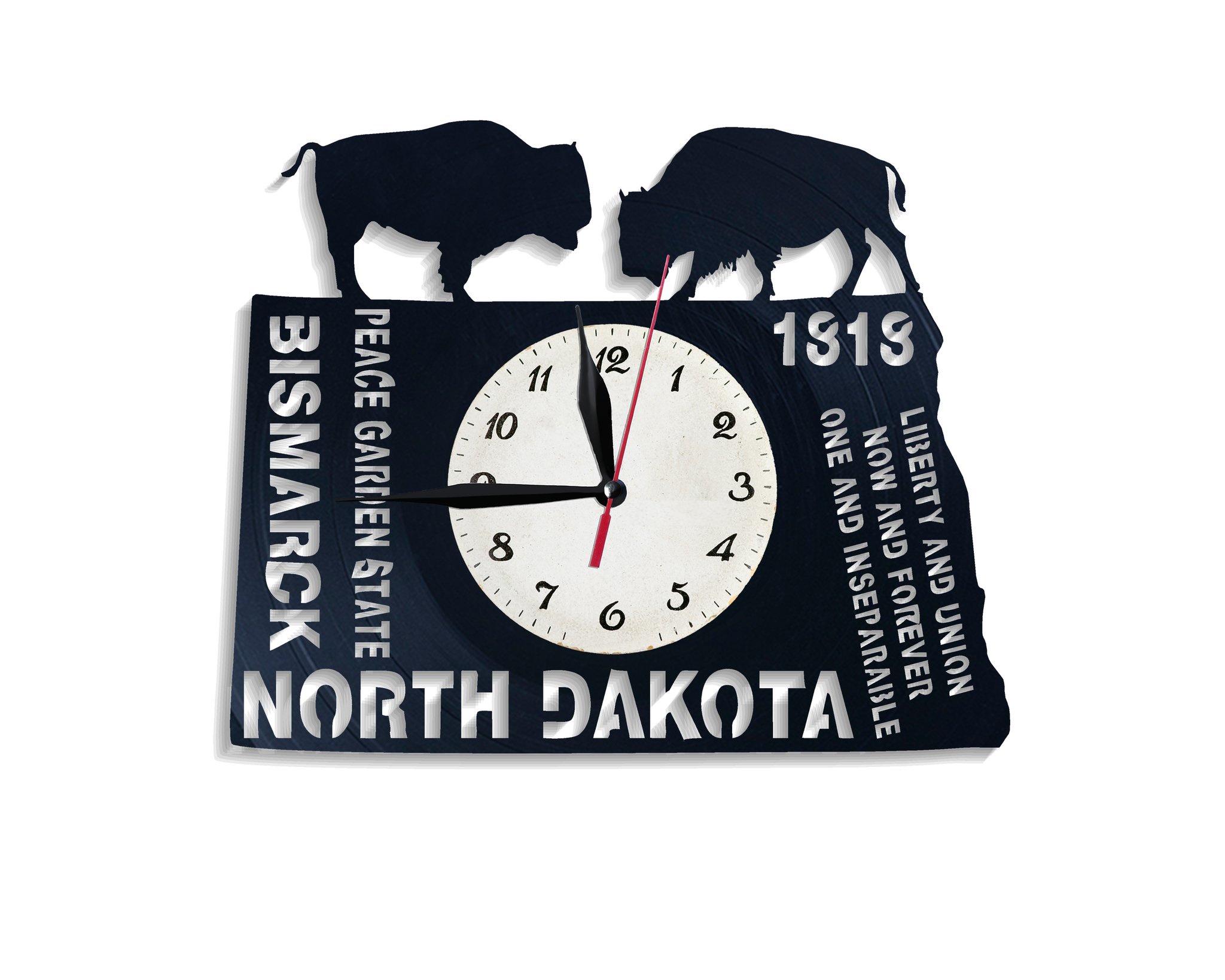 Часы настенные Северная Дакота 2770 из виниловой пластинки