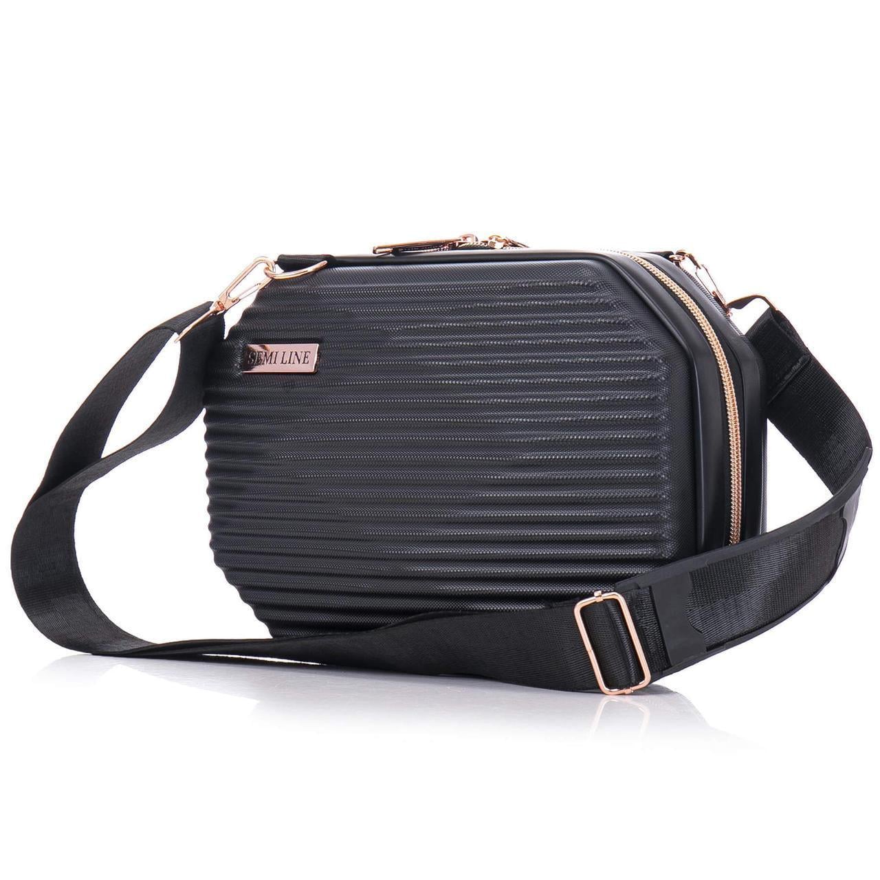 Бьюти-кейс SEMI LINE 4,5 л Black (T5821-1) Бьюти-кейс SEMI LINE 4,5 л Black (T5821-1)
