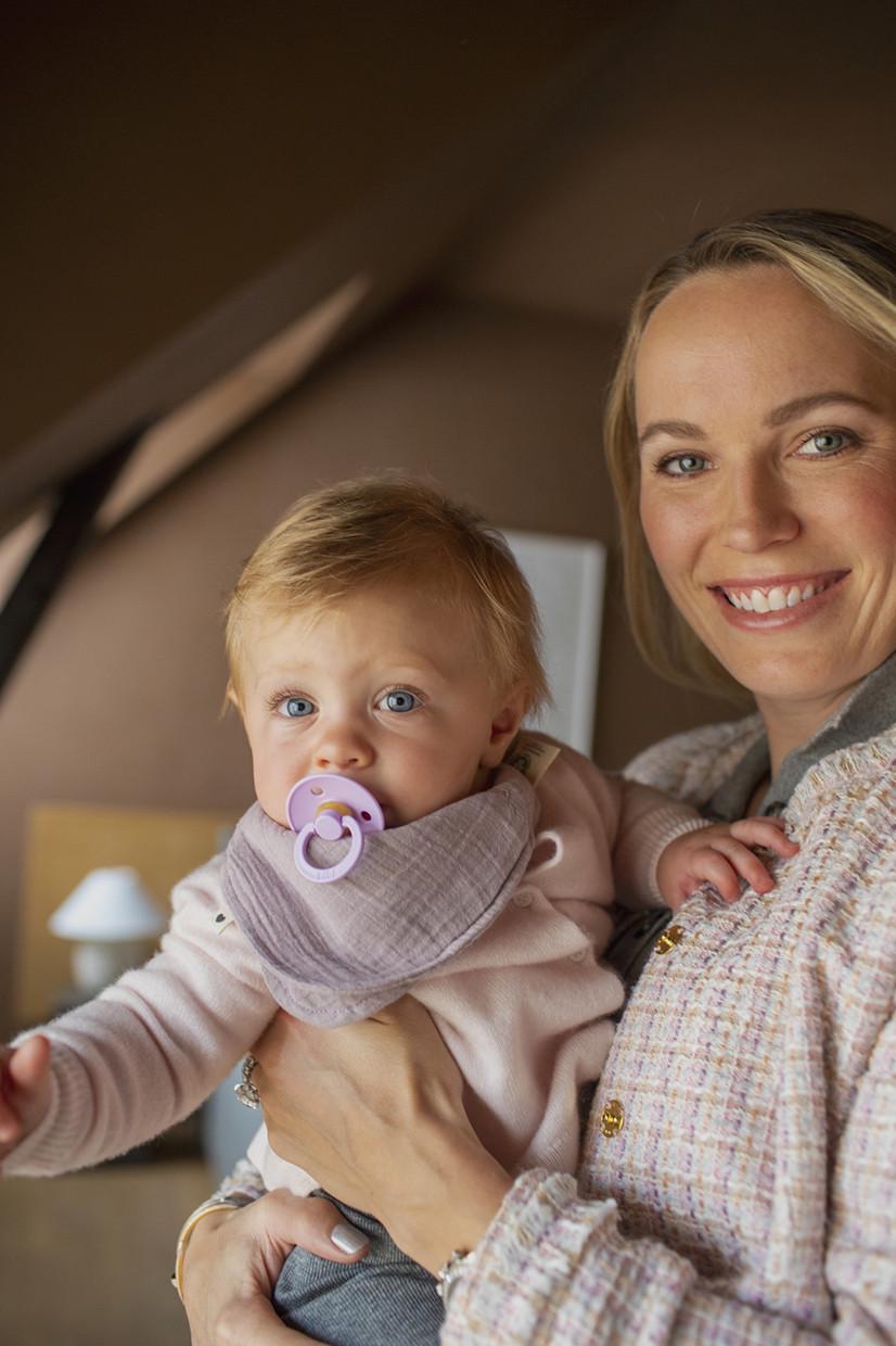 Пустышка Bibs Colour Latex Anatomical Mauve от 6 мес. - фото 7 Пустышка Bibs Colour Latex Anatomical Mauve от 6 мес. - фото 7