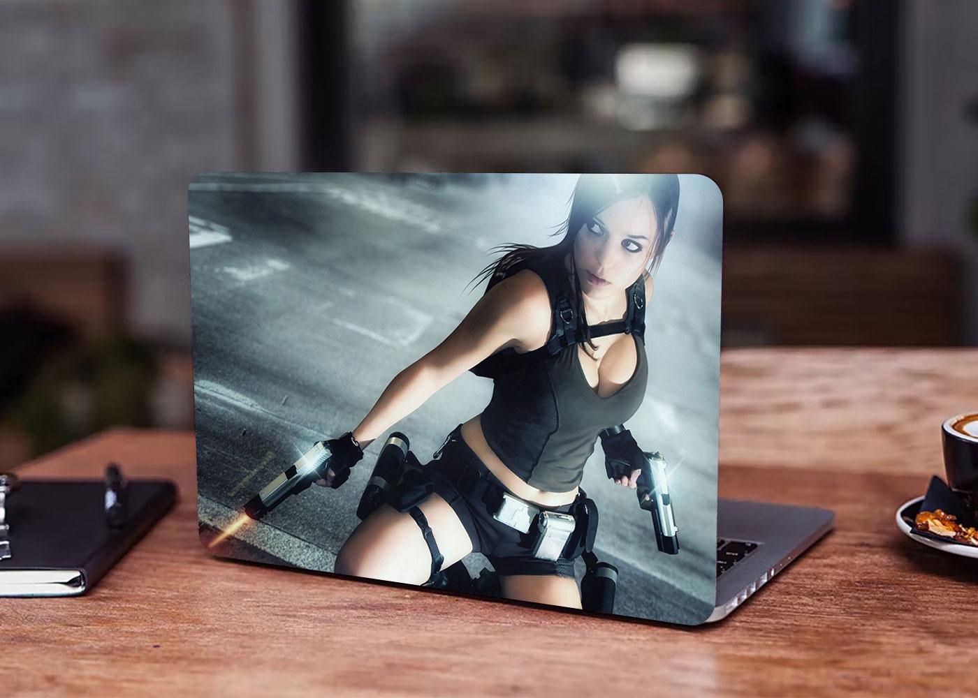 Декоративная наклейка на ноутбук 17,3" Tomb Raider Lara Croft 400х260 мм (100862_17)