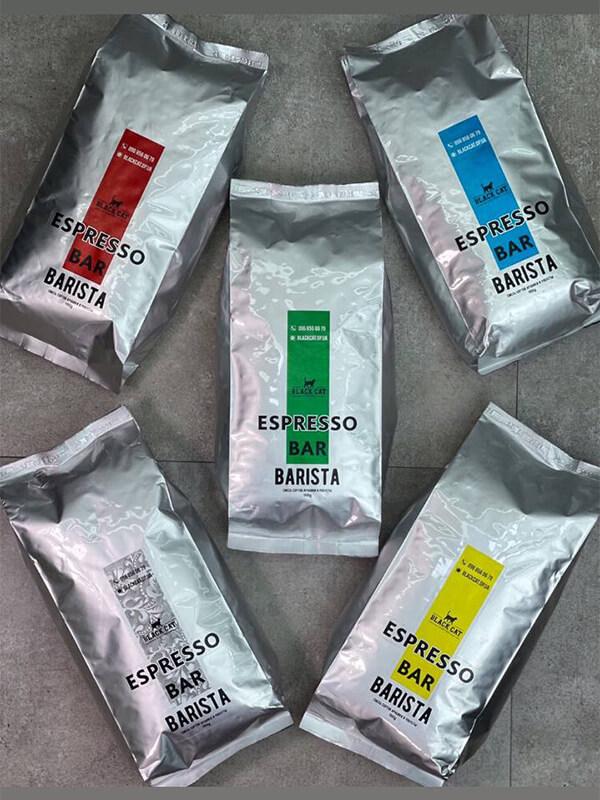 Кава зернова з гірчинкою Black Cat Espresso Bar Barista Green 50% арабіки/50% робусти 1 кг - фото 3