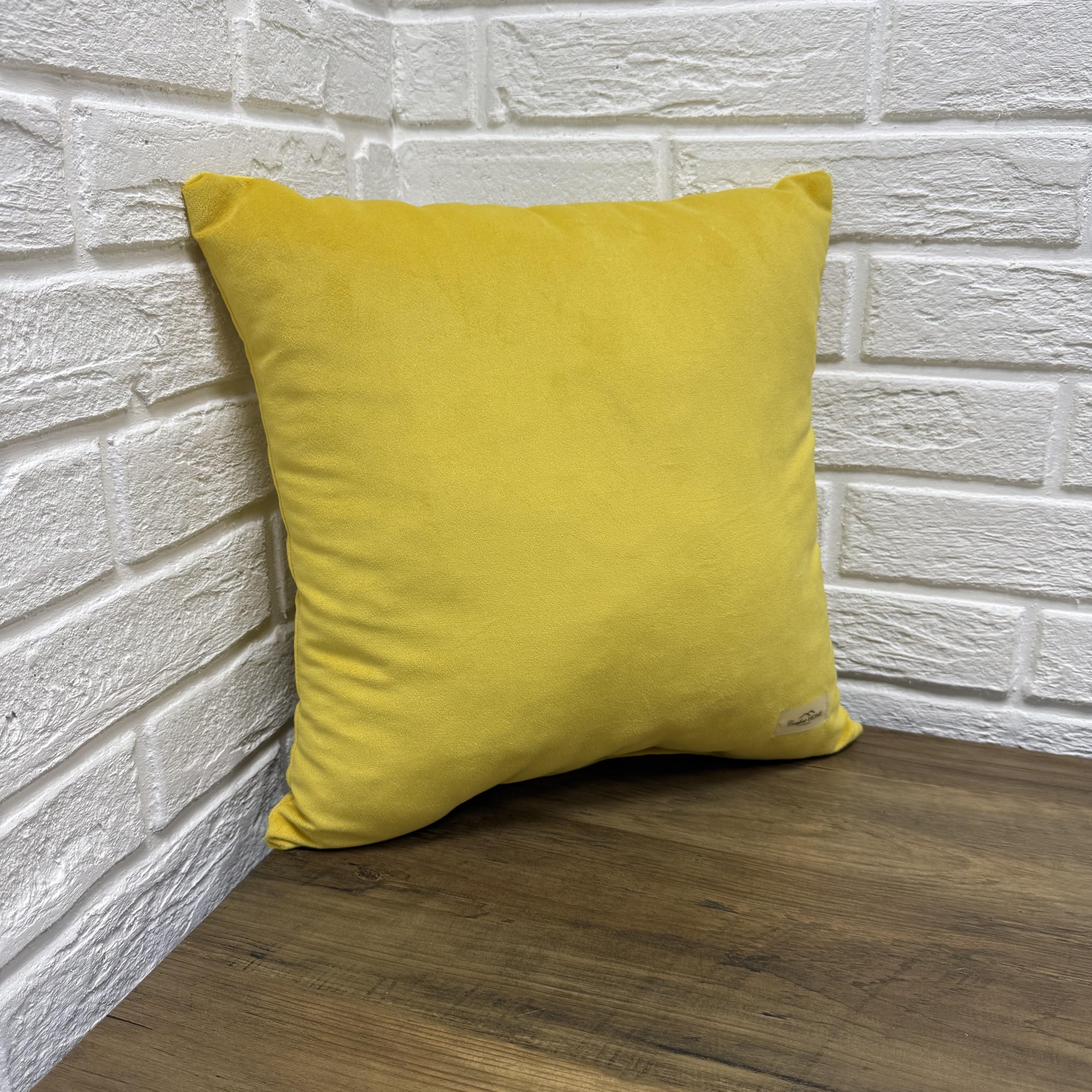 Подушка Comfort Home велюровая 40x40 см