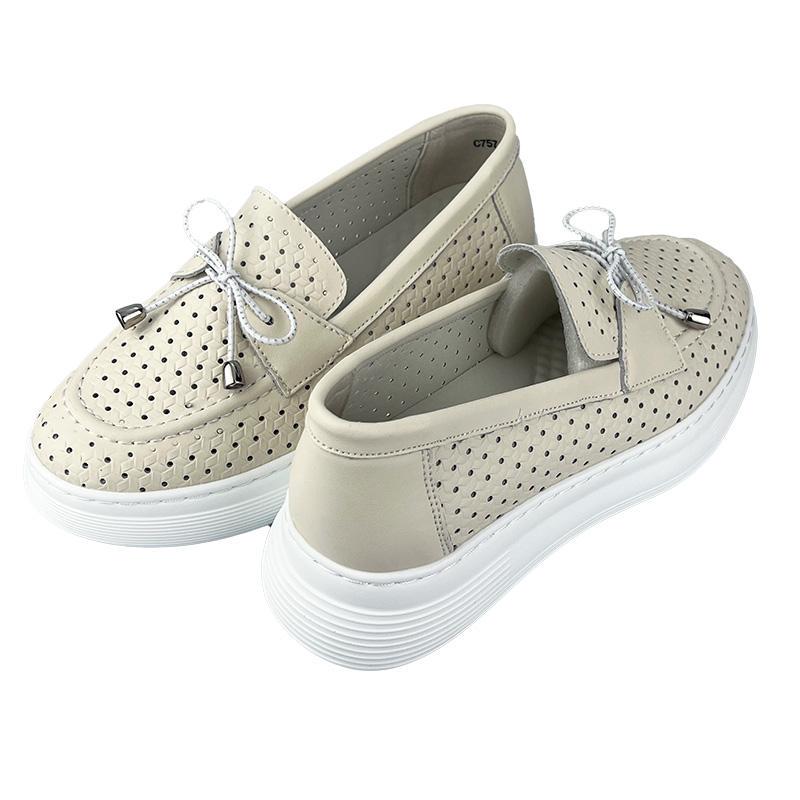 Лофери жіночі перфорована шкіра 7057-6 p. 36 23 см Бежевий - фото 3 Лофери жіночі перфорована шкіра 7057-6 p. 36 23 см Бежевий - фото 3