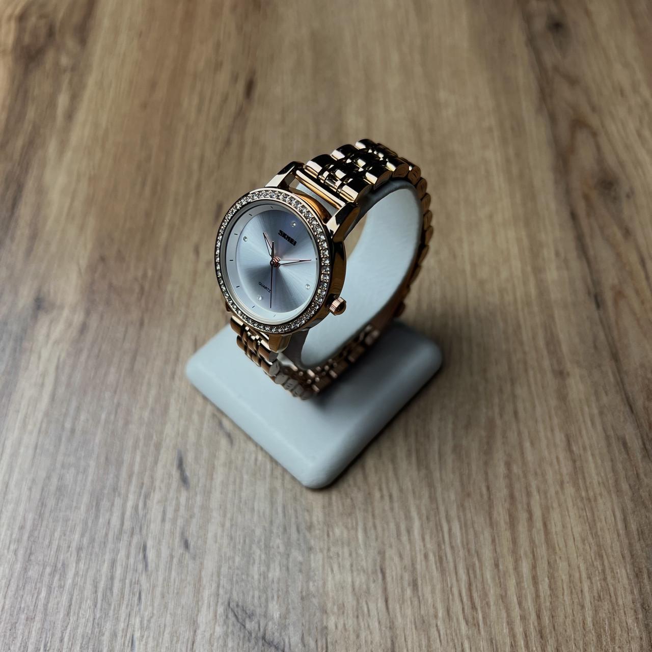 Годинник жіночий металевий Skmei Рожеве золото (z066-2) - фото 3 Годинник жіночий металевий Skmei Рожеве золото (z066-2) - фото 3