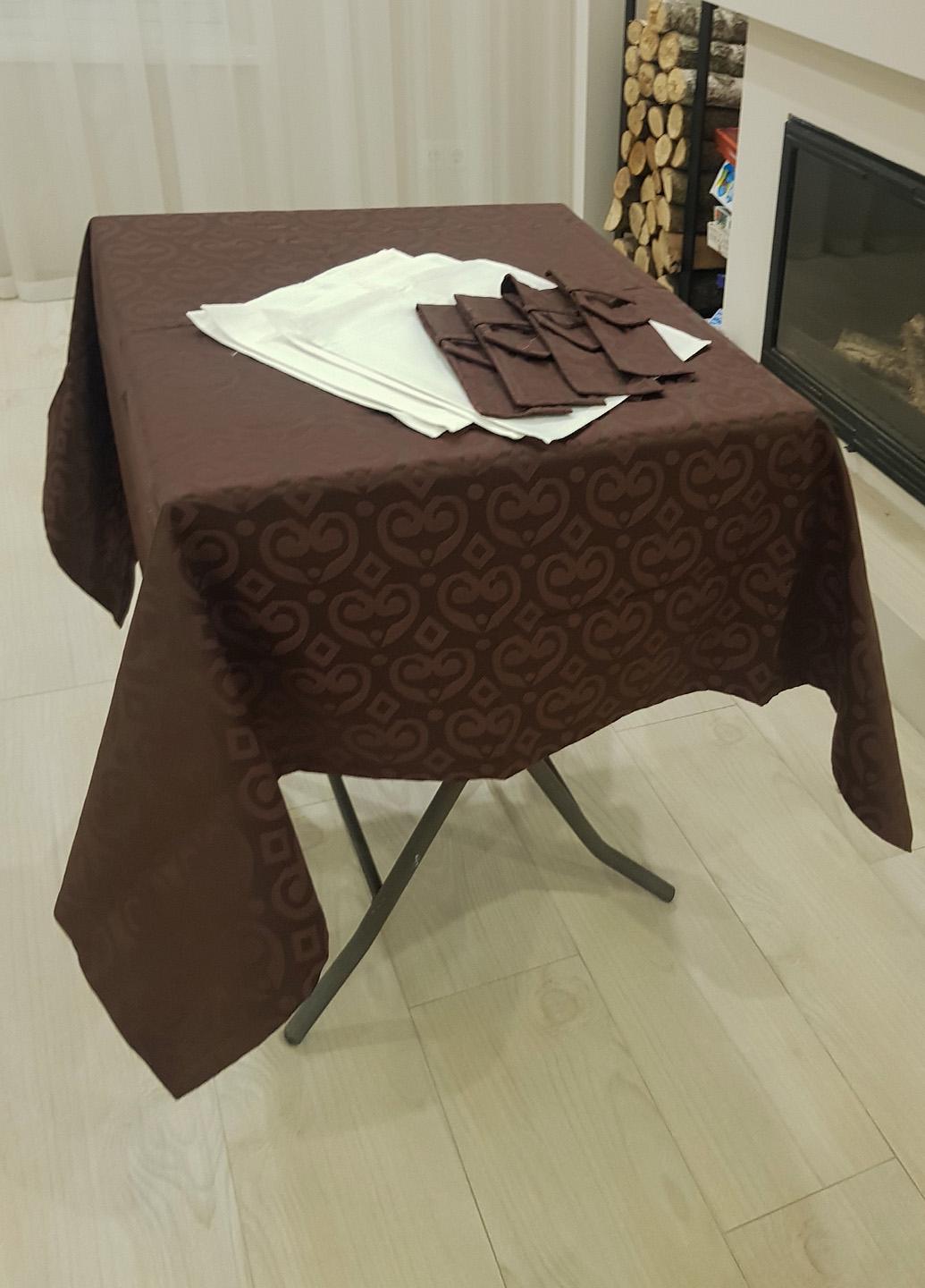 Комплект для сервировки Firanka Damask скатерть 130х130 см 1 шт. салфетки 30х40 см 4 шт. чехлы для приборов 4 шт. Шоколадный с молочным (20_2с)