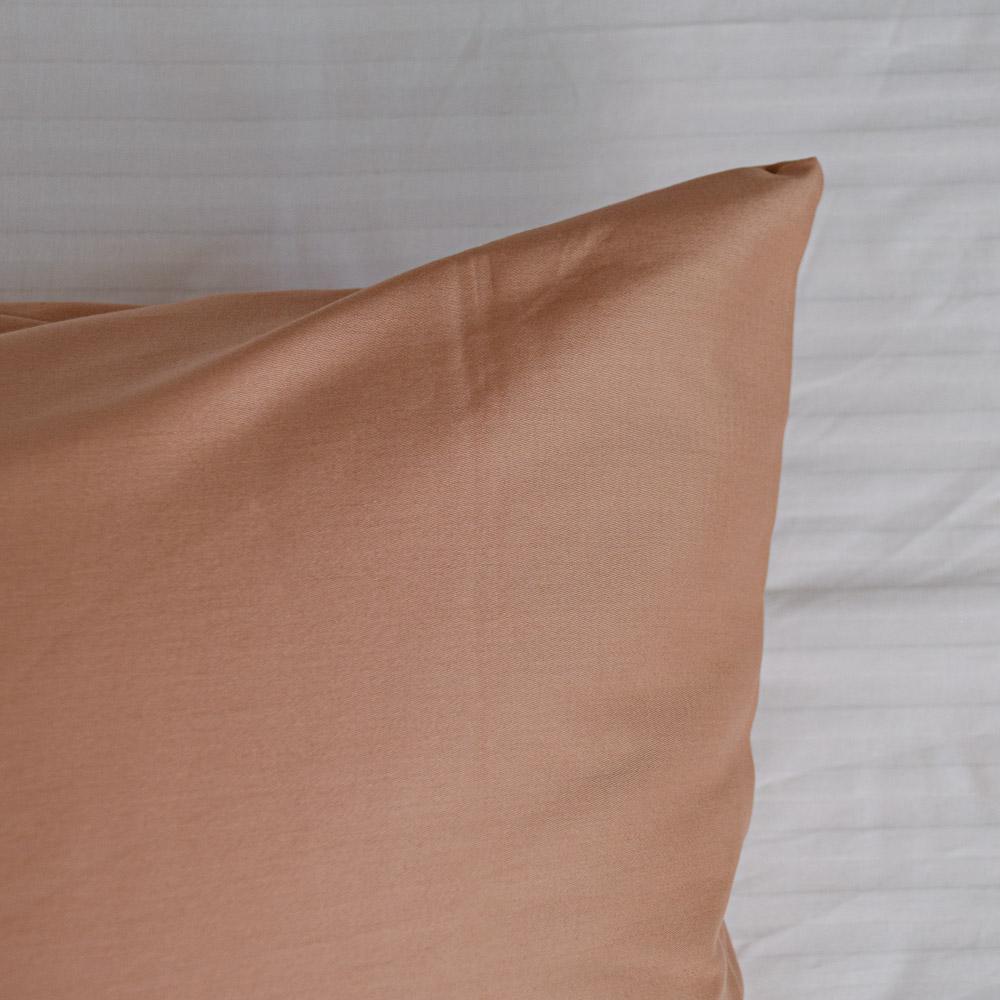 Наволочка на подушку YouStar сатин гладкофарбований 135 г/м2 50х50 см 1 шт. Фраппе (nav-sg-50x50-frappe) - фото 4 Наволочка на подушку YouStar сатин гладкофарбований 135 г/м2 50х50 см 1 шт. Фраппе (nav-sg-50x50-frappe) - фото 4