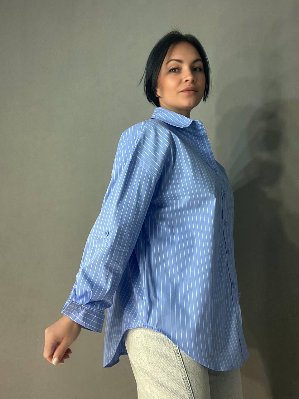 Рубашка женская A-N 25130 полоска оверсайз удлиненная широкая OS Голубой (3574) - фото 6 Рубашка женская A-N 25130 полоска оверсайз удлиненная широкая OS Голубой (3574) - фото 6