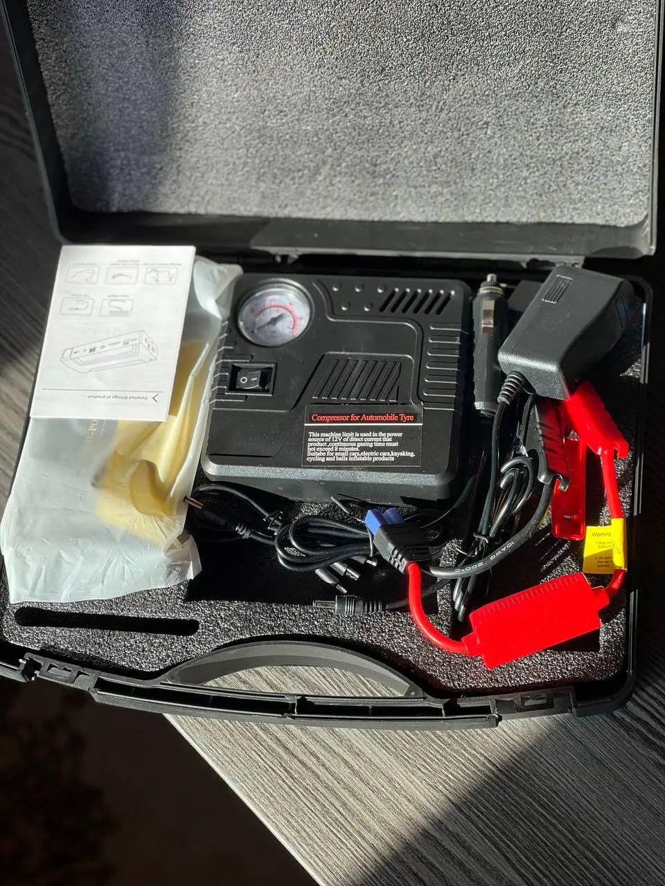 Зарядное устройство для автомобильного аккумулятора EQUUS 50800 мАч 600А 12V/1A с компрессором/функцией Power Bank и фонариком (opt-103180)