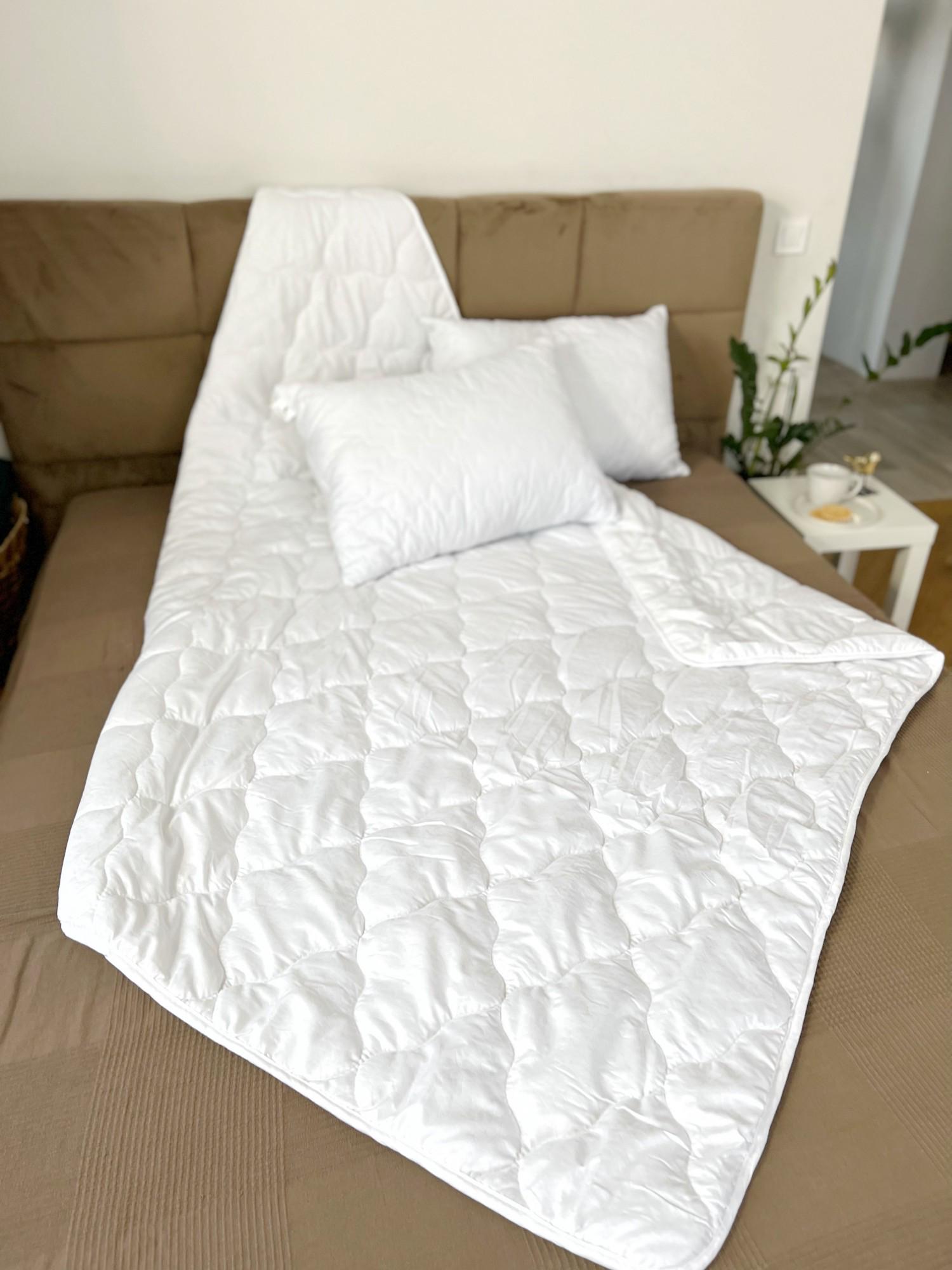 Одеяло летнее антиаллергенное холофайбер двуспальное 175х215 см Белый