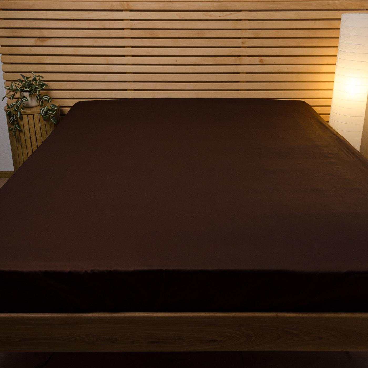 Простынь на резинке двуспальная сатин хлопок 125 г/м2 180х200х25 см Шоколад (chn-pnr-sa-180-25-shoko) - фото 1 Простынь на резинке двуспальная сатин хлопок 125 г/м2 180х200х25 см Шоколад (chn-pnr-sa-180-25-shoko) - фото 1