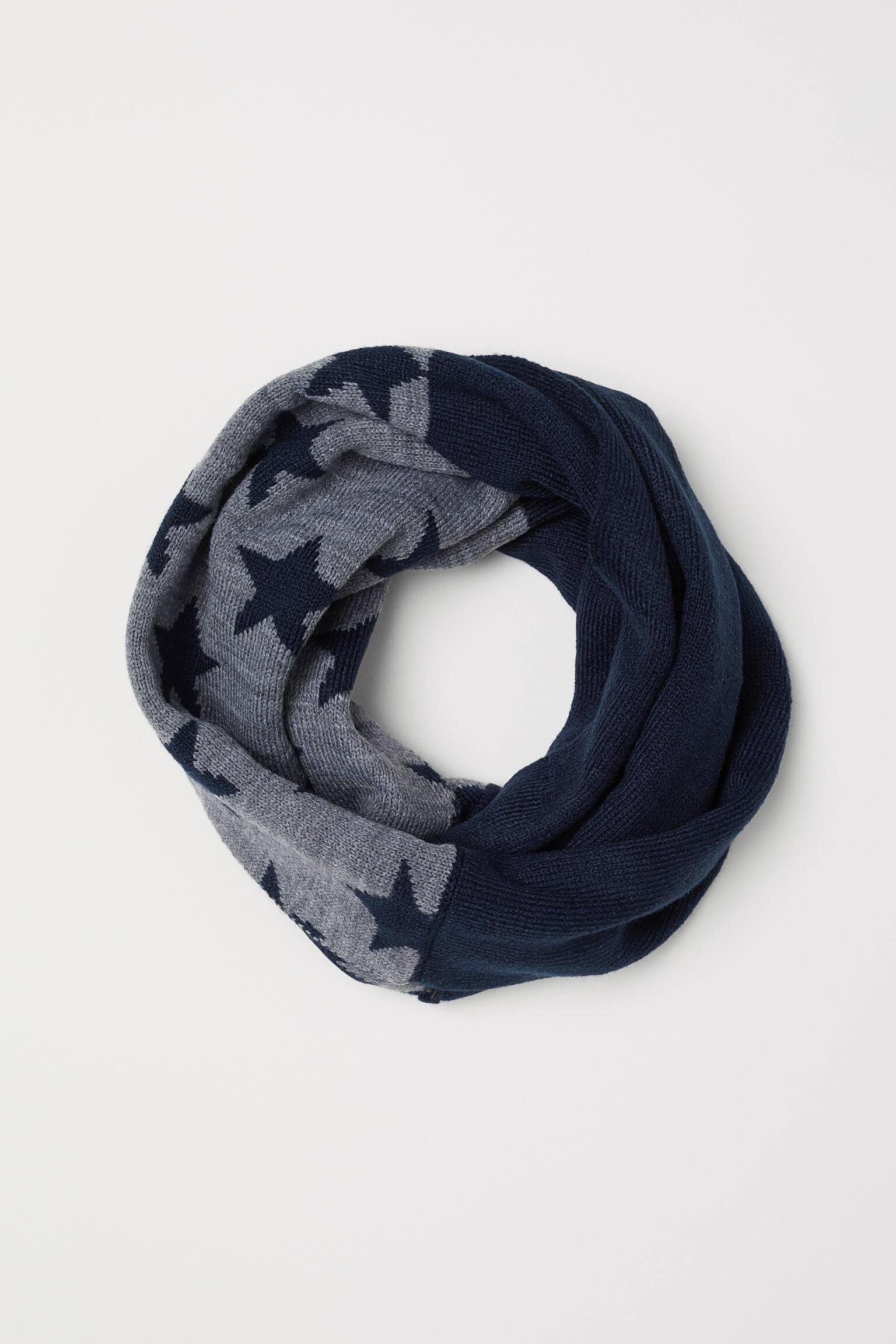 Снуд для хлопчика H/M 35х55 см Темно-синій (661120002) Снуд для хлопчика H/M 35х55 см Темно-синій (661120002)