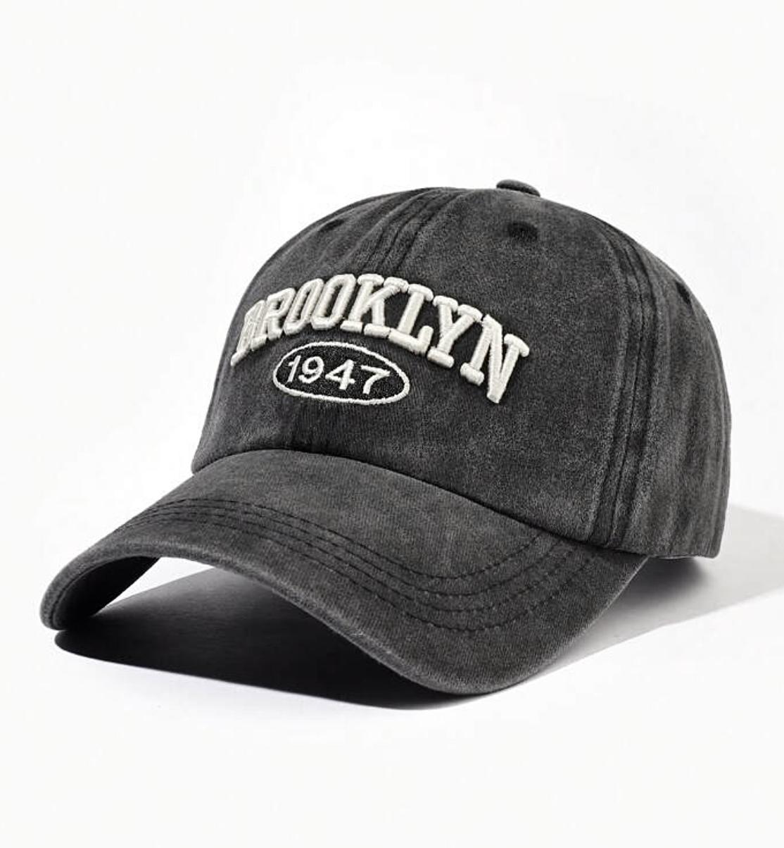 Кепка унисекс Wuke логотип Brooklyn 1947 с изогнутым козырьком One size Черный (B737)