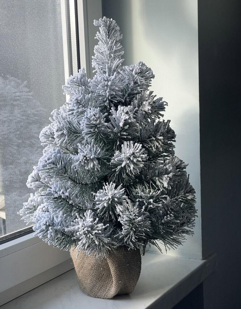 Ялинка Classic в мішковині 50 см Засніжений (400M/50/GS)