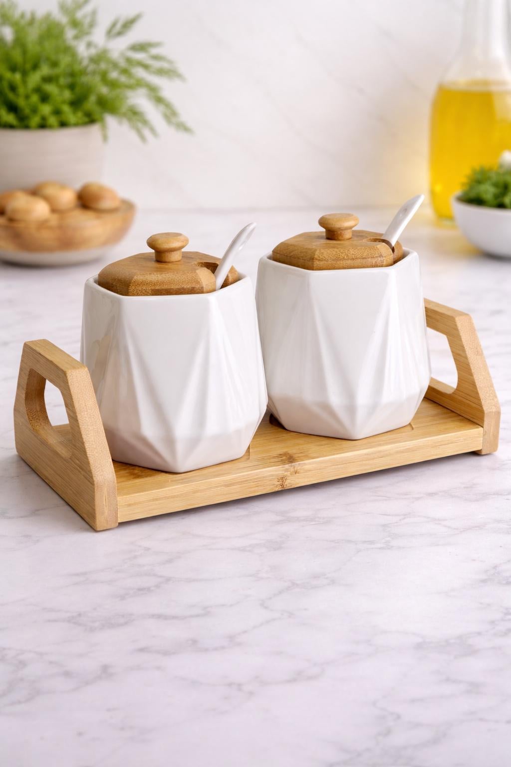 Набір порцелянових банок для спецій та цукру на бамбуковій підставці з ложками 330 мл 2 шт. (31554195)