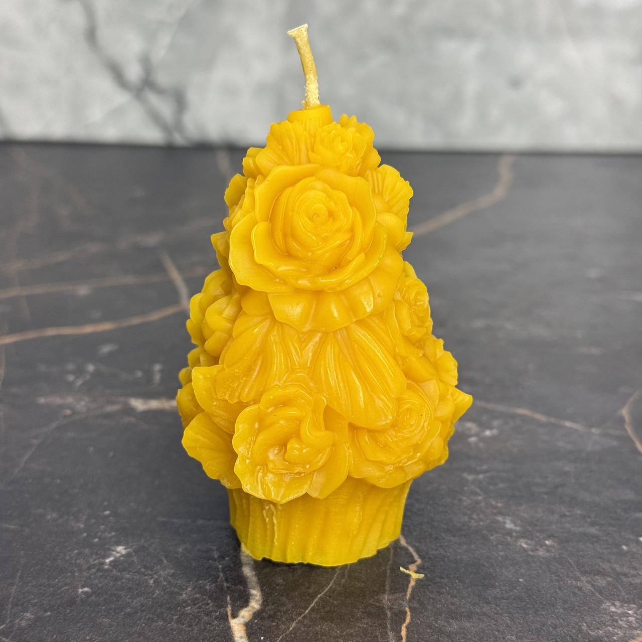 Свічка подарункова Натуральна Букет Троянд з бджолиного воску ручної роботи 100х65 мм