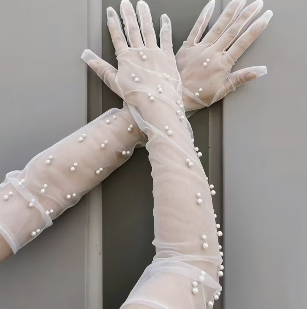 Рукавички жіночі довгі святкові прозорі з перлами one size Білий (30822572)