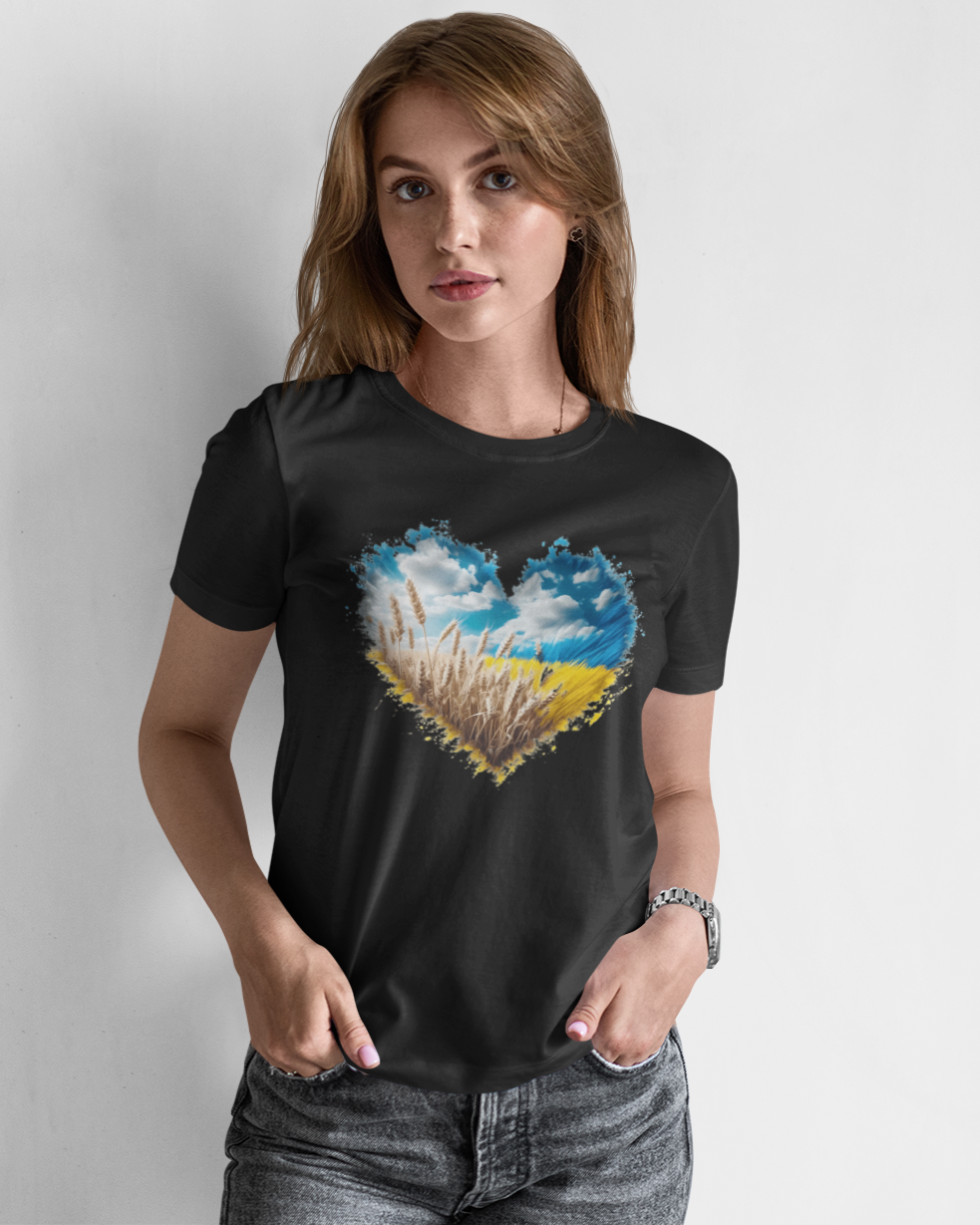 Футболка женская Mishe 21100004 патриотическая с сердцем XL Черный (21100004_15) - фото 1 Футболка женская Mishe 21100004 патриотическая с сердцем XL Черный (21100004_15) - фото 1