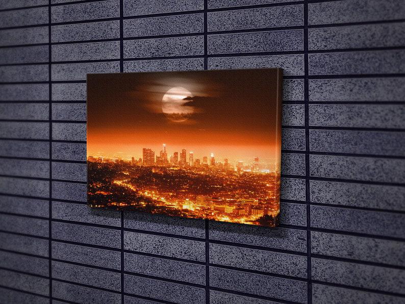 Картина для интерьера Луна над Нью-Йорком 120x80 см (604)