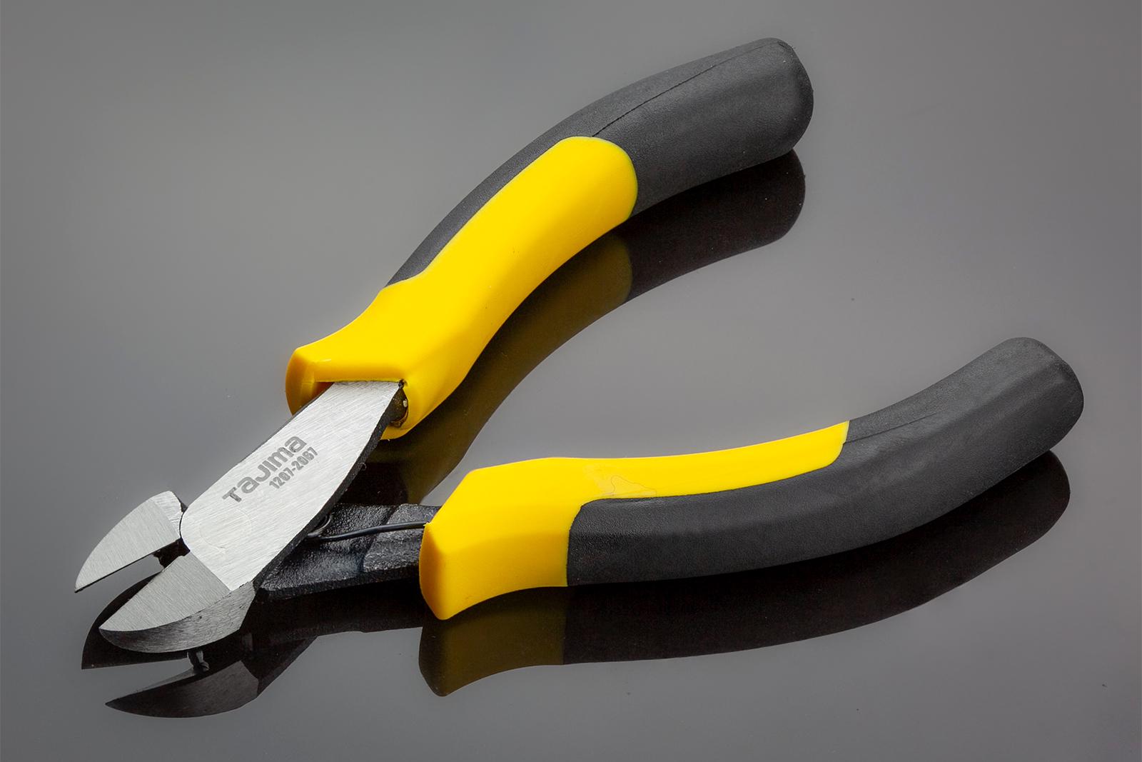 Кусачки-бокорезы Tajima CrNi для пластика плоские губки 125 мм (1207-2067) - фото 5 Кусачки-бокорезы Tajima CrNi для пластика плоские губки 125 мм (1207-2067) - фото 5