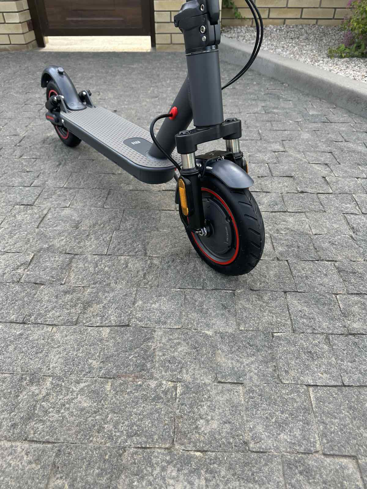 Электросамокат E-Scooter M365 PRO MAX 5 и пневмоамортизаторы 500W 13Ah (21060040) - фото 10