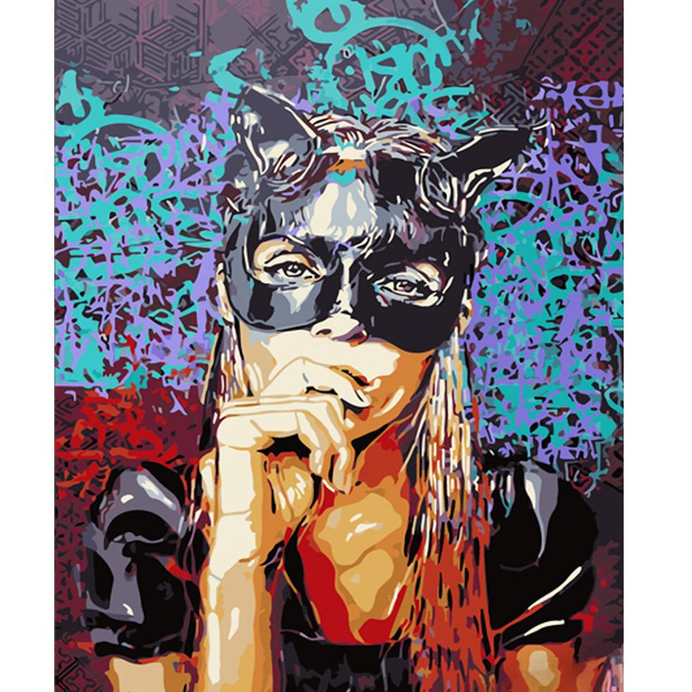 Картина за номерами Strateg Преміум Арт Жінка-кішка 40х50 см (GS557)