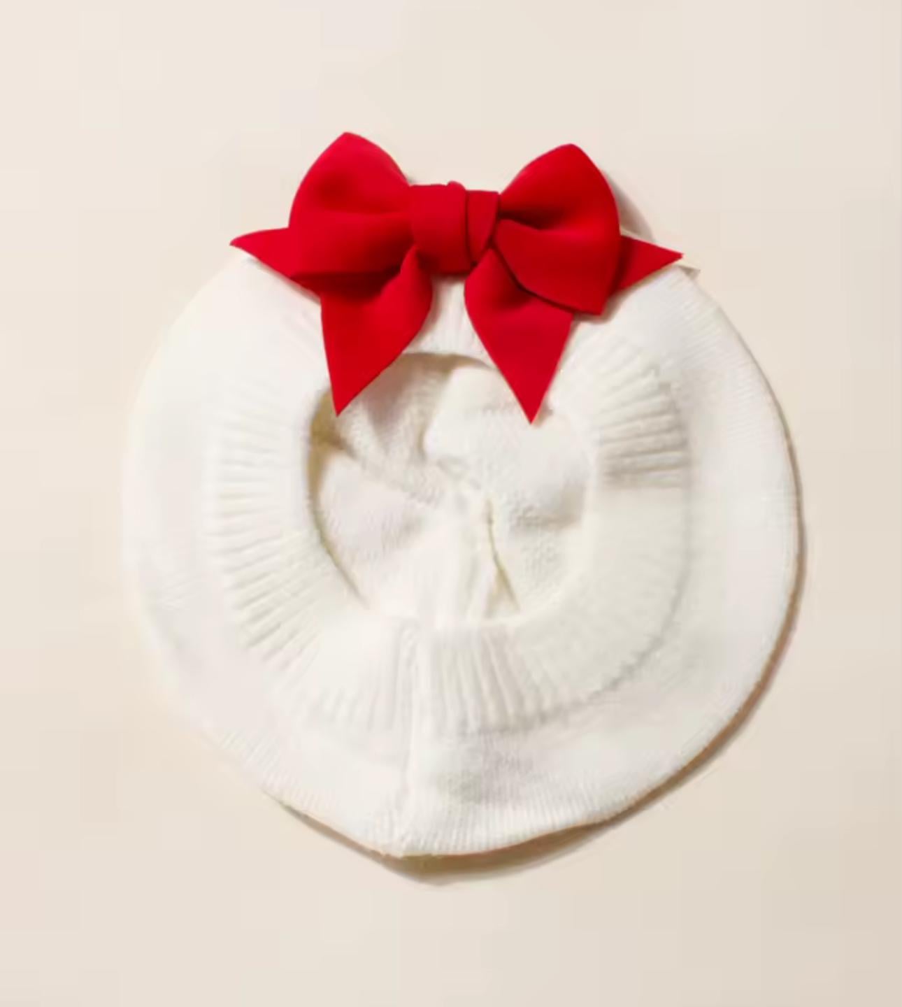 Шапочка-берет детская вязаная с бантом 0-3 года 46-52 см Белый