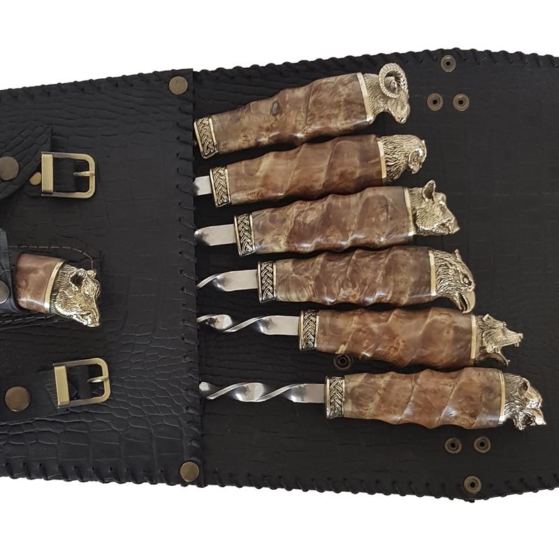 Набор шампуров в колчане с топором ножом мангалом и посудой (187-2019) - фото 5 Набор шампуров в колчане с топором ножом мангалом и посудой (187-2019) - фото 5