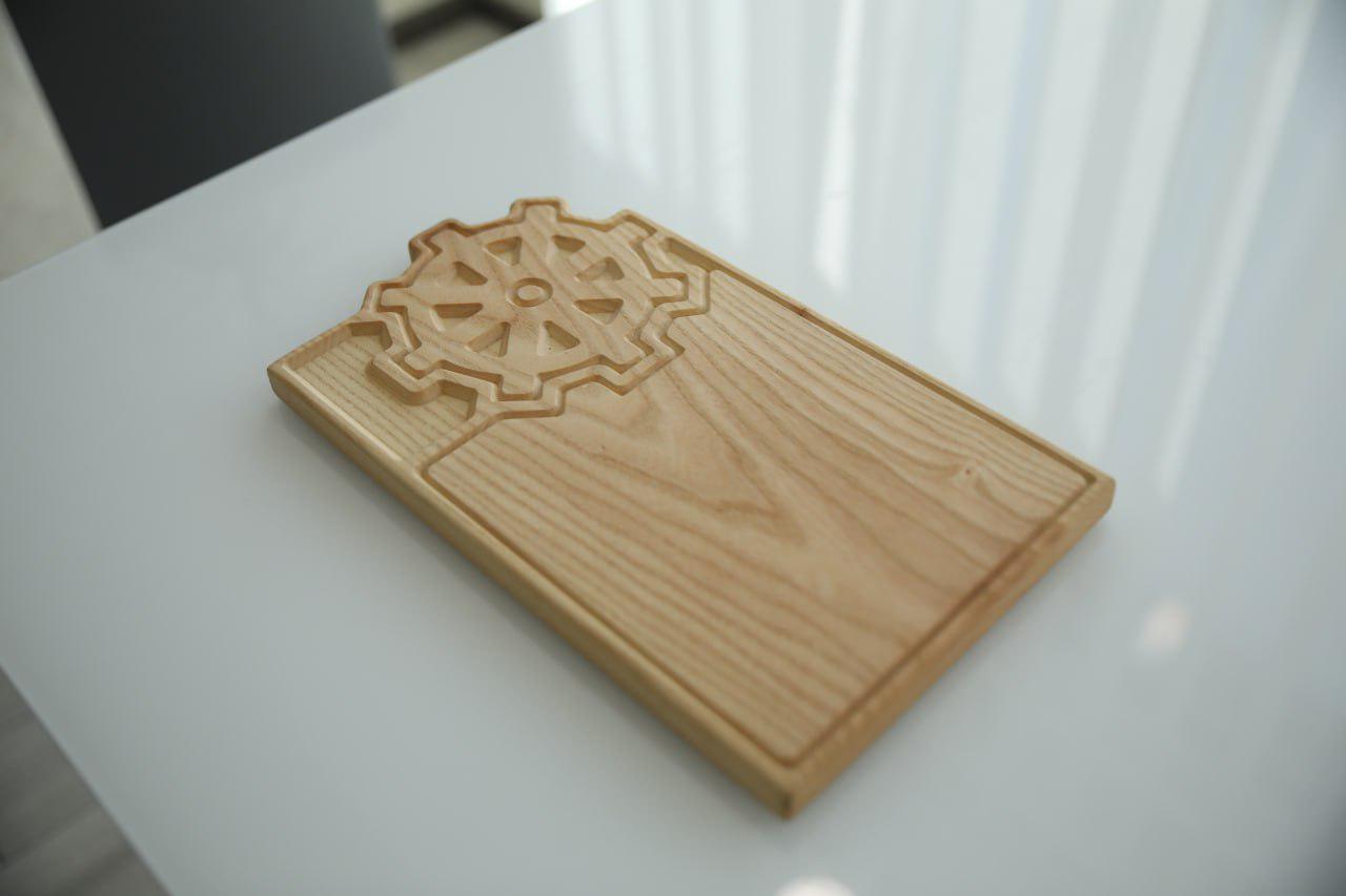 Деревянная дощечка Штурвал Ясень 35х20х2 см (WDK-42.1) - фото 8 Деревянная дощечка Штурвал Ясень 35х20х2 см (WDK-42.1) - фото 8