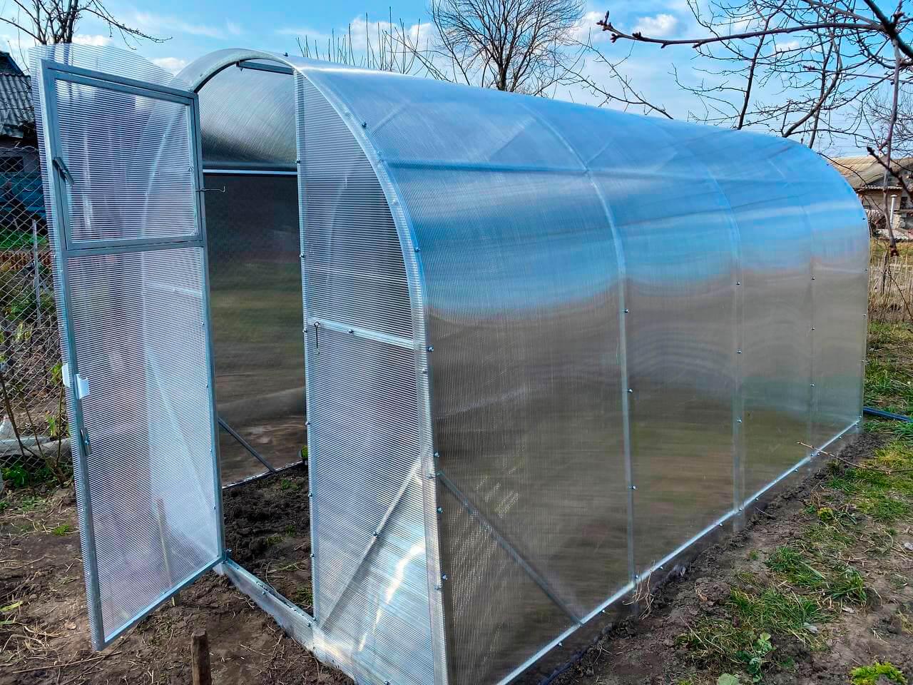 Теплиця Веган 2x3 із оцинкованої квадратної труби з полікарбонатом 4 мм - фото 2 Теплиця Веган 2x3 із оцинкованої квадратної труби з полікарбонатом 4 мм - фото 2